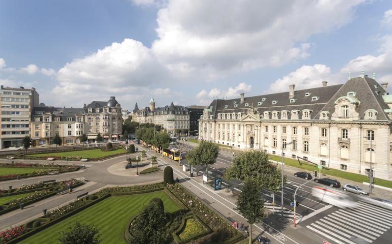 Ginkgo Center The Corner