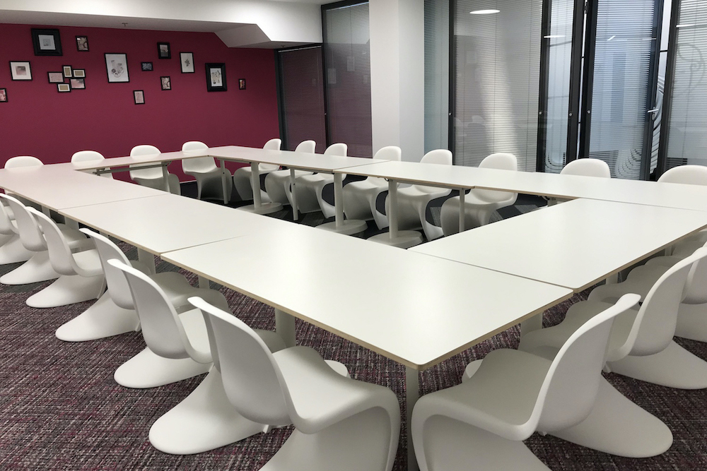 Espaces H&Egrave;RMES & ZEUS